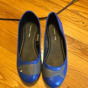 Shark TUK/ModCloth flats